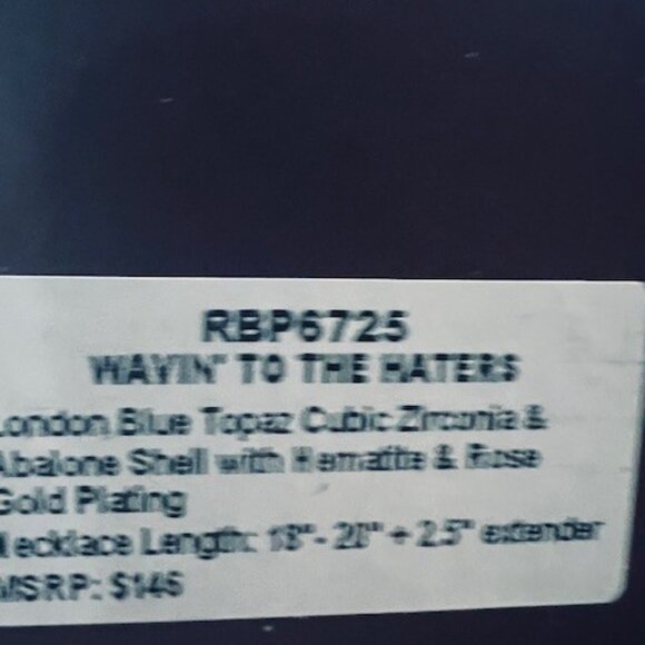 FALL LUXE LAYER "WAVIN TO THE HATERS" - Picture 2 of 2